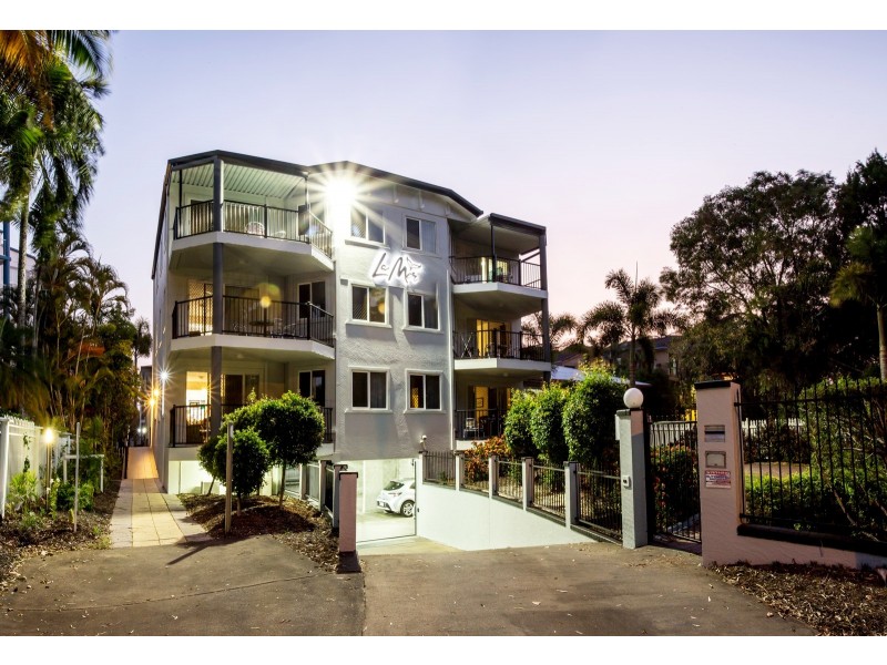 “La Mer” 396 Esplanade, Torquay QLD 4655
