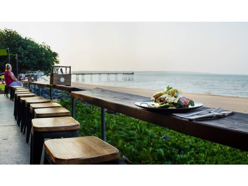 “La Mer” 396 Esplanade, Torquay QLD 4655