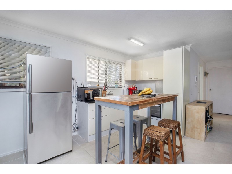 1/29 Ahern Street, Labrador QLD 4215