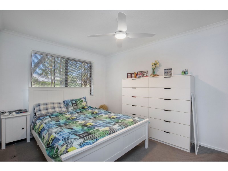 1/29 Ahern Street, Labrador QLD 4215