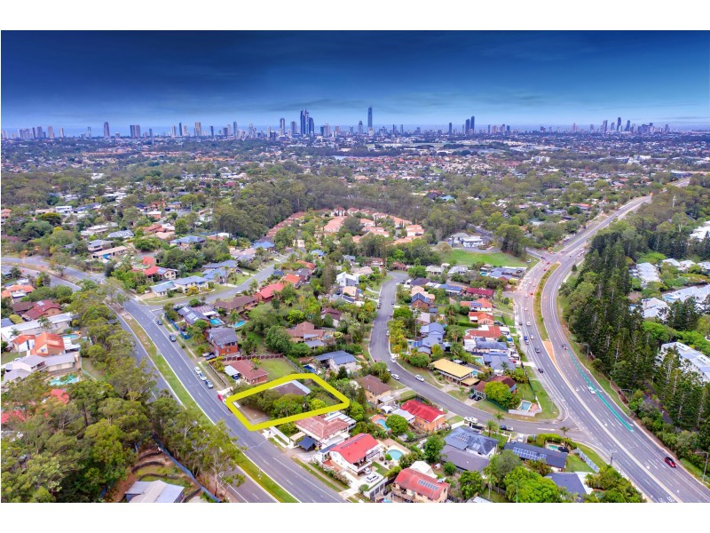 13 Currumburra Road, Ashmore QLD 4214