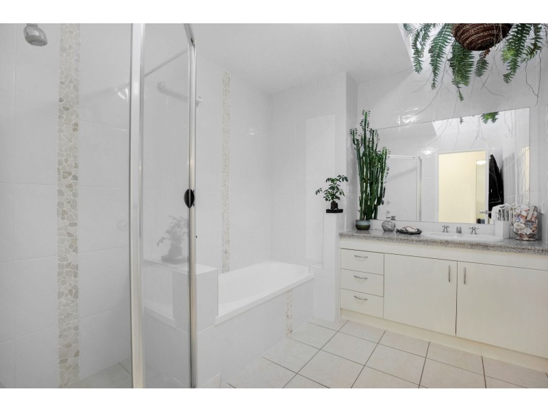 23/75-77 Morala Avenue, Runaway Bay QLD 4216