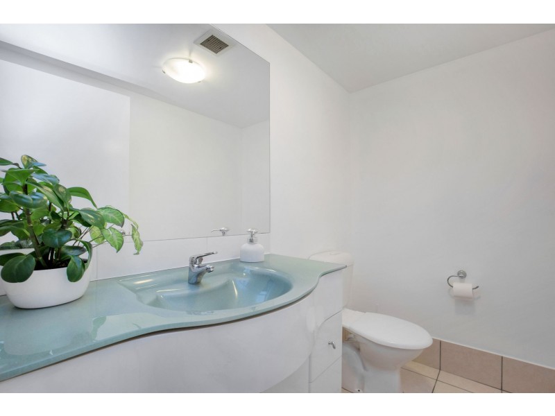 23/75-77 Morala Avenue, Runaway Bay QLD 4216