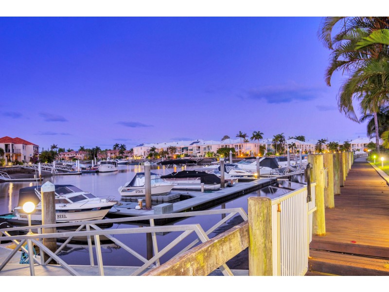 23/75-77 Morala Avenue, Runaway Bay QLD 4216