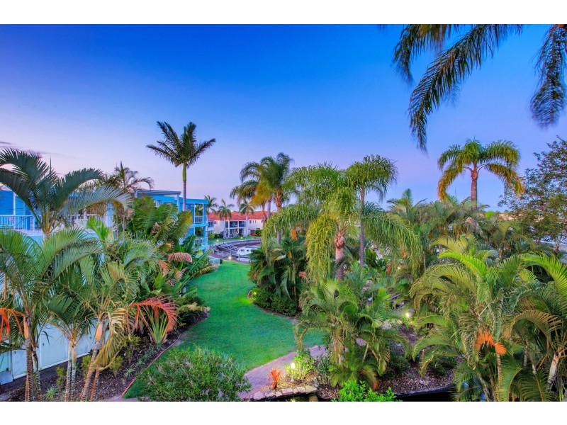 23/75-77 Morala Avenue, Runaway Bay QLD 4216