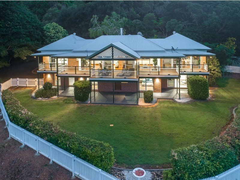 24 Pemberton Close, Mount Nathan QLD 4211