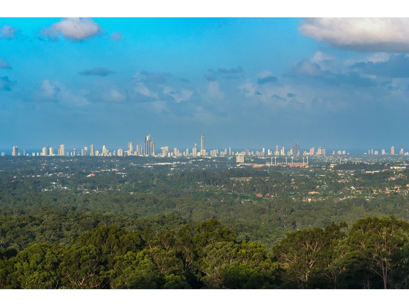 24 Pemberton Close, Mount Nathan QLD 4211