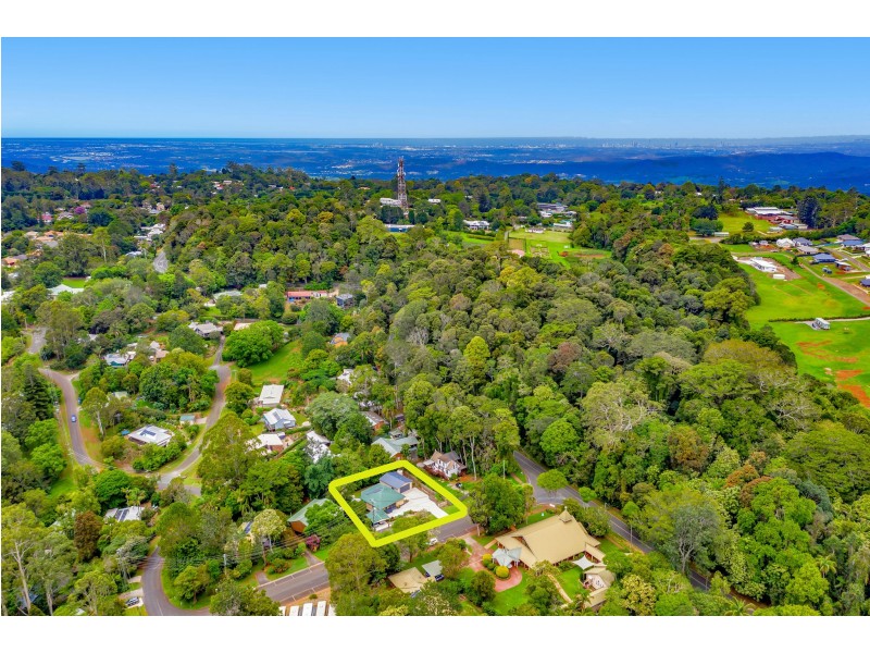 3 Dapsang Drive, Tamborine Mountain QLD 4272