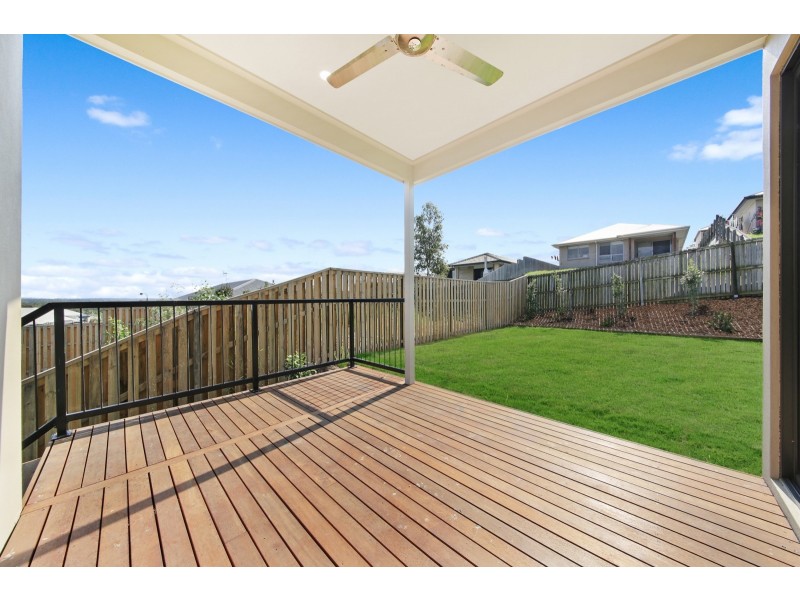 8 Tash Court, Waterford QLD 4133
