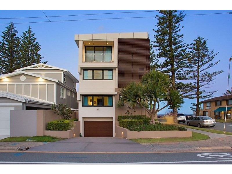 17 Hedges Avenue, Mermaid Beach QLD 4218