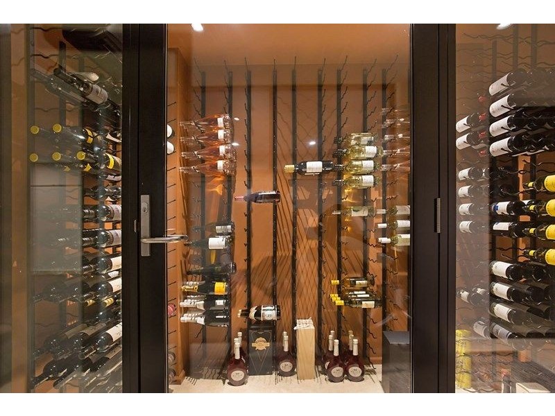 17 Hedges Avenue, Mermaid Beach QLD 4218