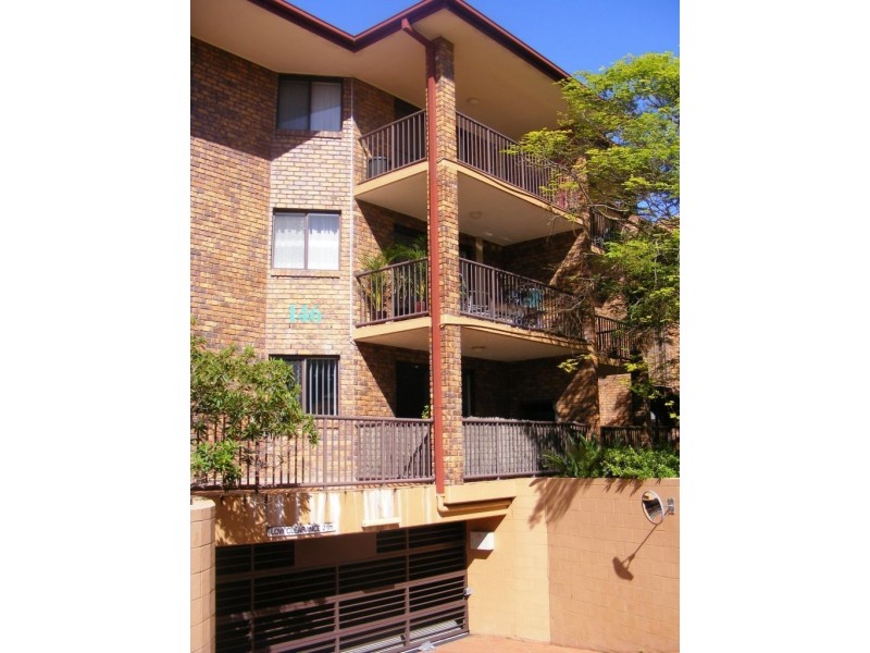 3/146 High Street, Southport QLD 4215