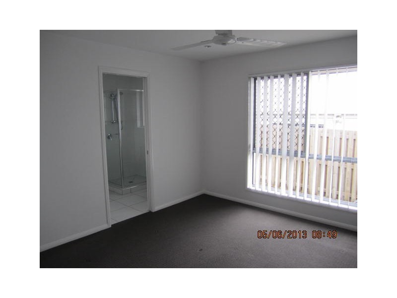 25 Saltwater Boulevard, Oxenford QLD 4210