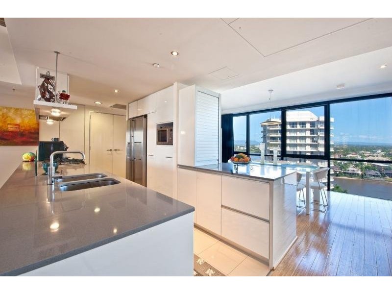 1095/9 Ferny Avenue, Surfers Paradise QLD 4217