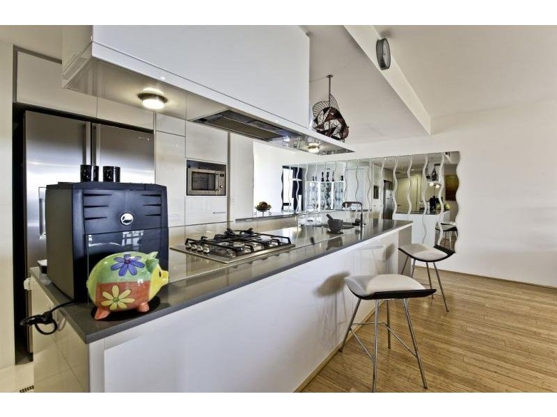 1095/9 Ferny Avenue, Surfers Paradise QLD 4217