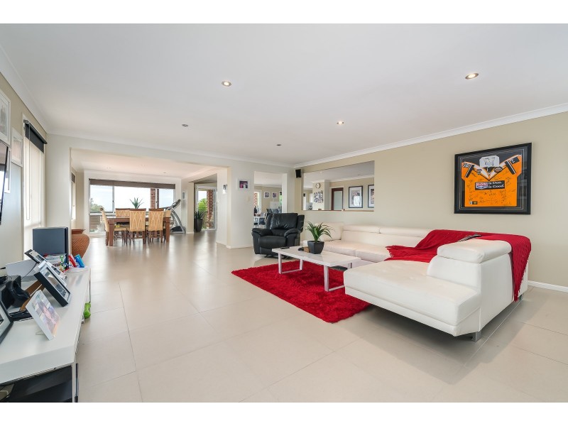 118 Armstrong Way, Highland Park QLD 4211