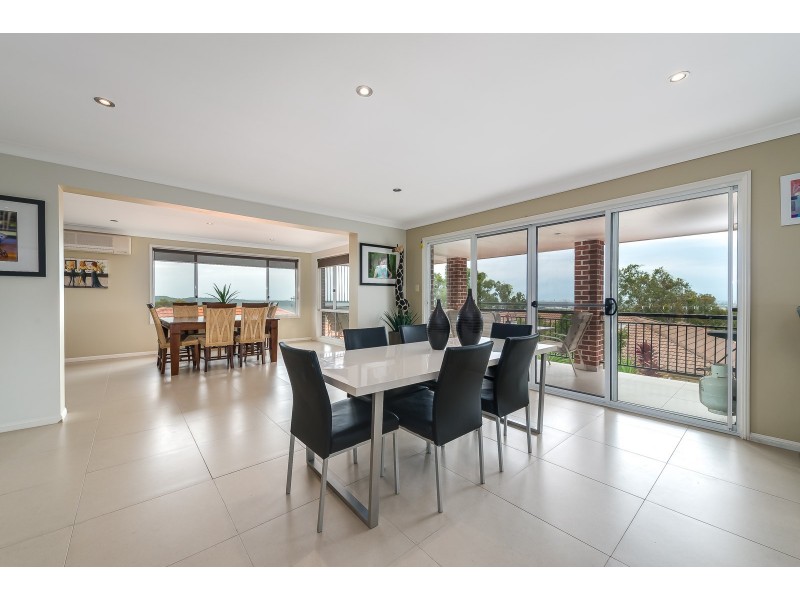 118 Armstrong Way, Highland Park QLD 4211