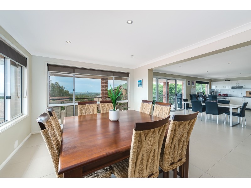 118 Armstrong Way, Highland Park QLD 4211