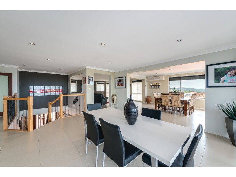 118 Armstrong Way, Highland Park QLD 4211