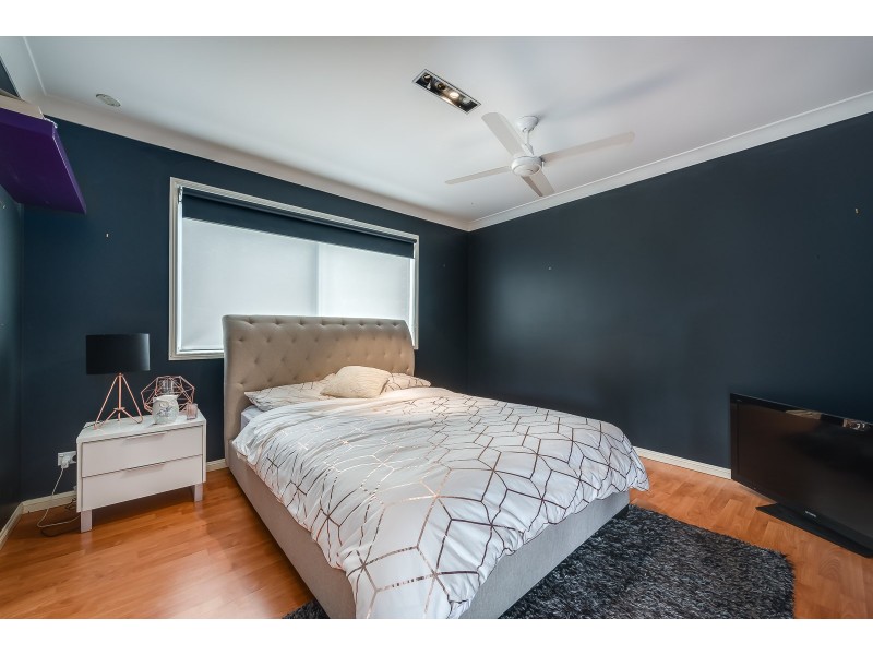 118 Armstrong Way, Highland Park QLD 4211