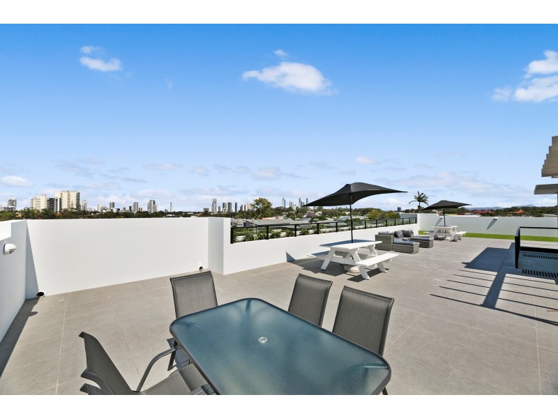 12/23 Minnie Street, Southport QLD 4215
