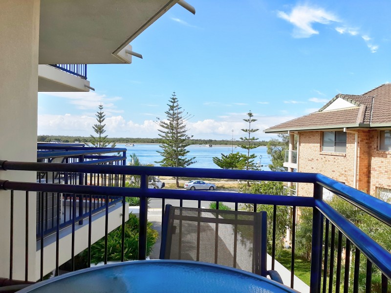 29/452 Marine Parade, Biggera Waters QLD 4216