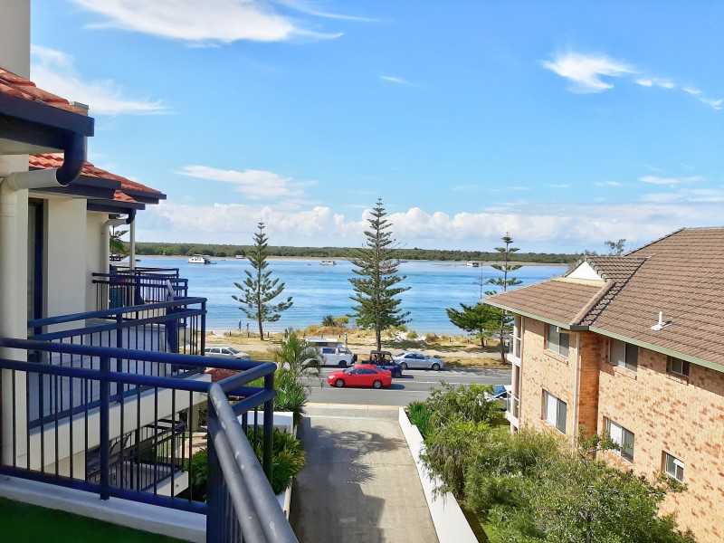 29/452 Marine Parade, Biggera Waters QLD 4216