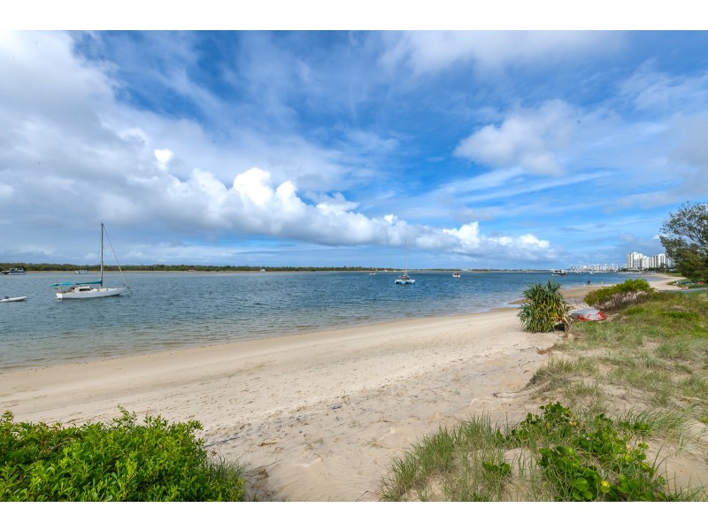 29/452 Marine Parade, Biggera Waters QLD 4216