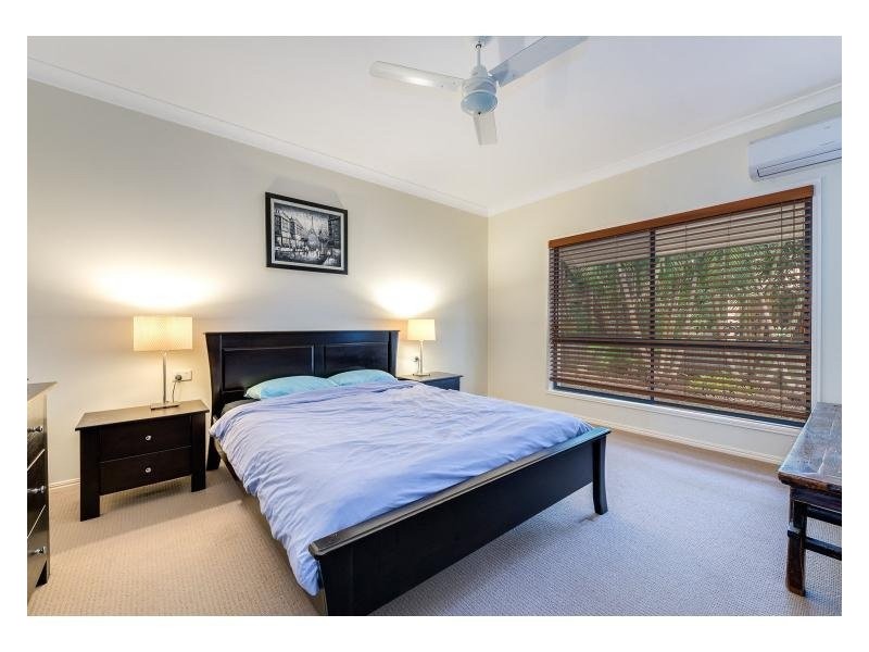 8 Broadwater Street, Runaway Bay QLD 4216