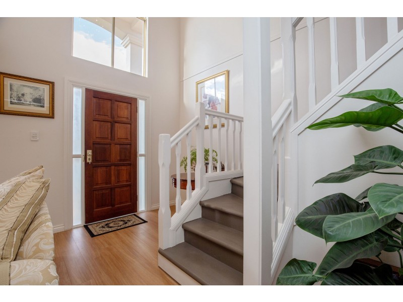 23 Daintree Drive, Parkwood QLD 4214