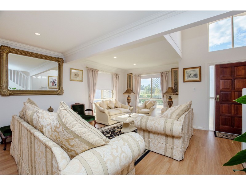 23 Daintree Drive, Parkwood QLD 4214