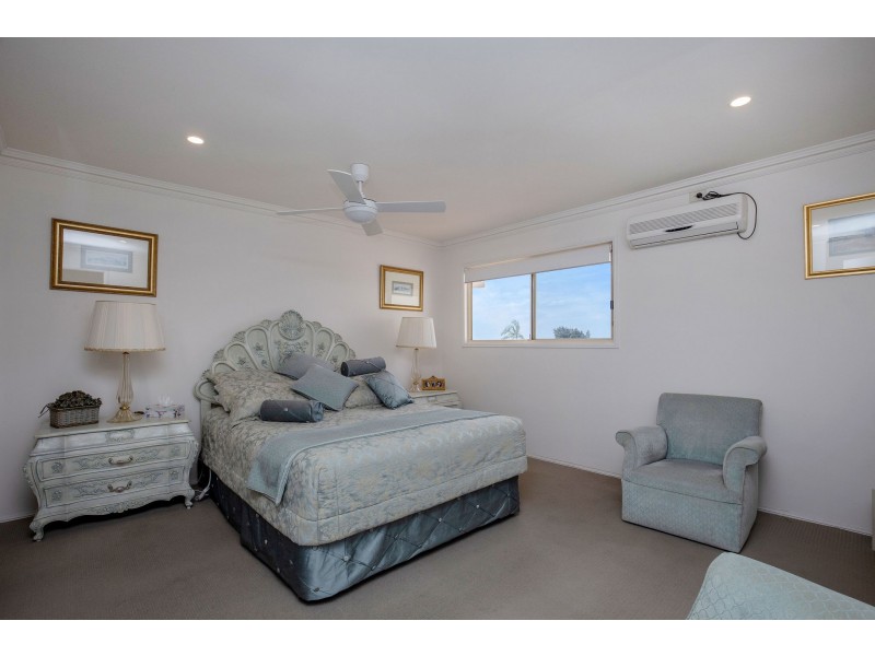 23 Daintree Drive, Parkwood QLD 4214