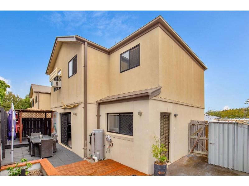 2/126 Logan Street, Eagleby QLD 4207