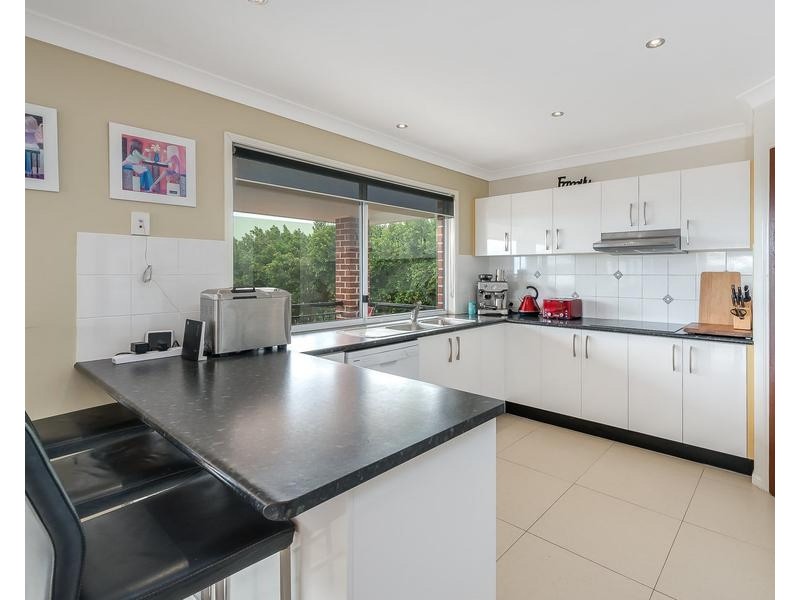 118-1 Armstrong Way, Highland Park QLD 4211