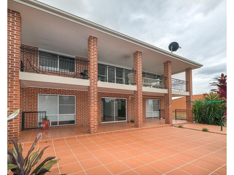 118-1 Armstrong Way, Highland Park QLD 4211