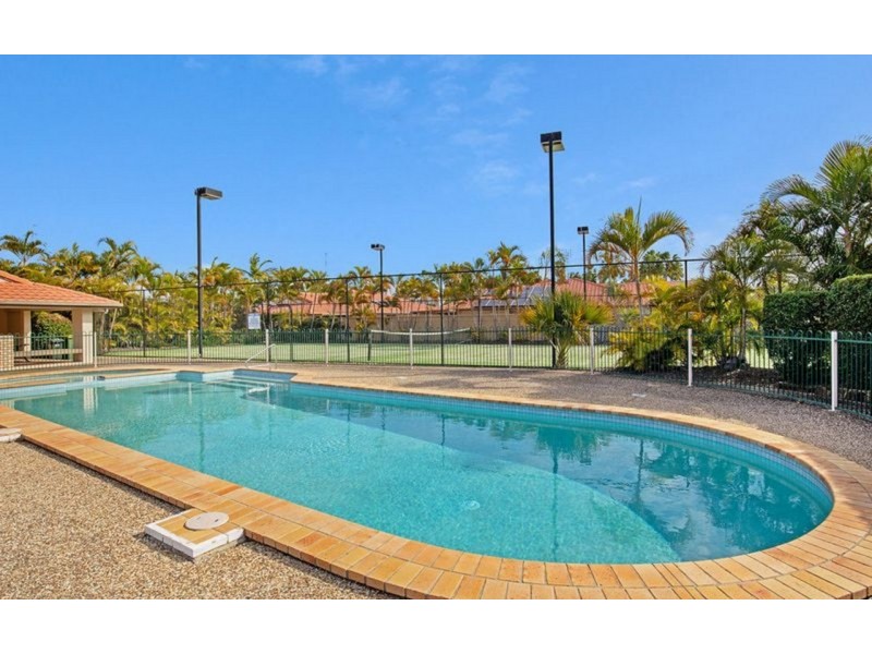 90/88 Cotlew Street East, Southport QLD 4215