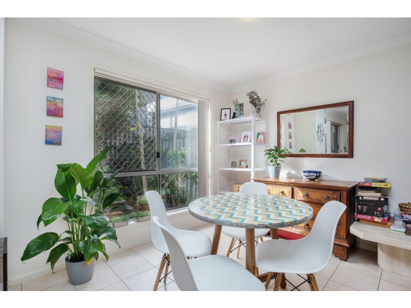 19/1-3 Carnarvon Ct, Oxenford QLD 4210