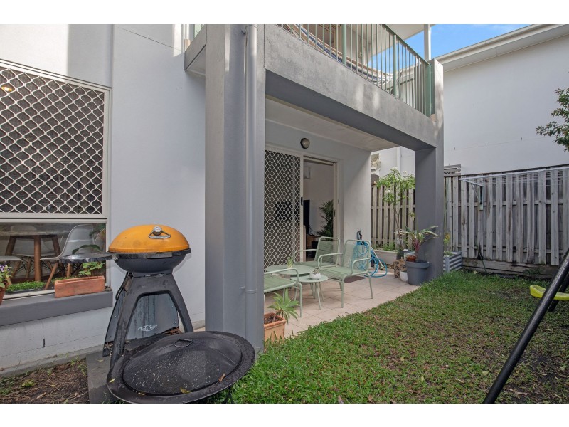 19/1-3 Carnarvon Ct, Oxenford QLD 4210