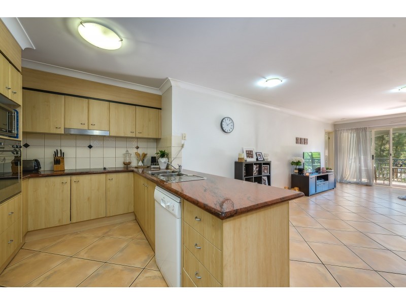 63/88 Limetree Parade, Runaway Bay QLD 4216