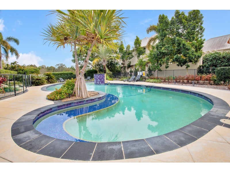 2073/1 The Vistas Drive, Carrara QLD 4211