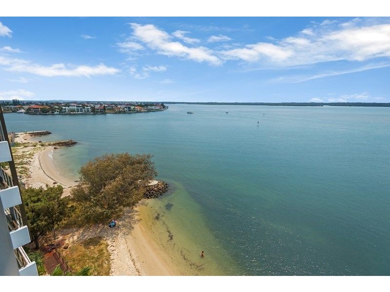 26702 Ephraim Island, Paradise Point QLD 4216