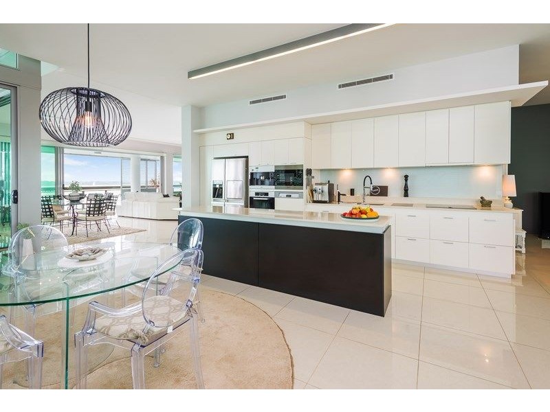 26702 Ephraim Island, Paradise Point QLD 4216