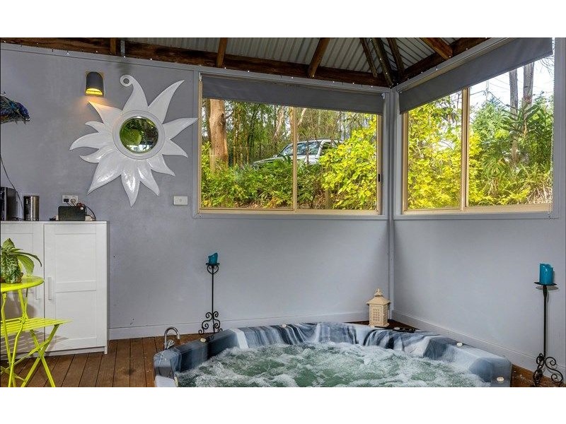 1718 Tamborine Oxenford Road, Tamborine Mountain QLD 4272