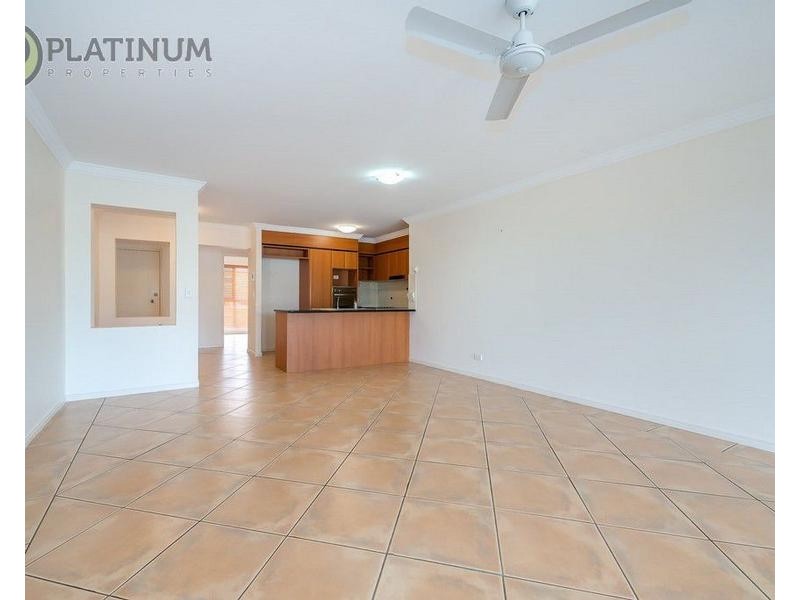 13/82 Limetree Parade, Runaway Bay QLD 4216