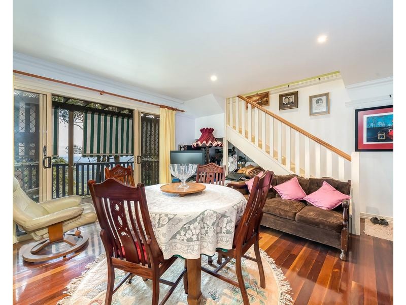1718 Tamborine-Oxenford Road, Tamborine Mountain QLD 4272