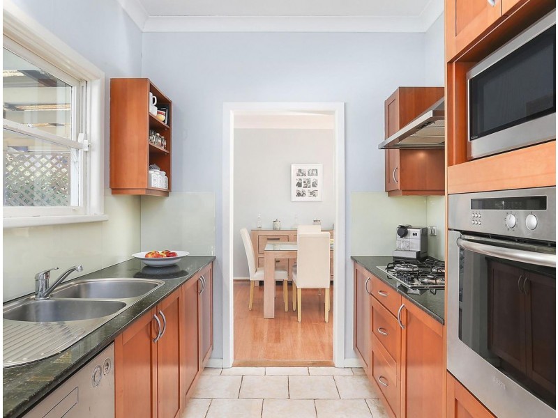 6 BESWICK AVENUE, North Ryde NSW 2113