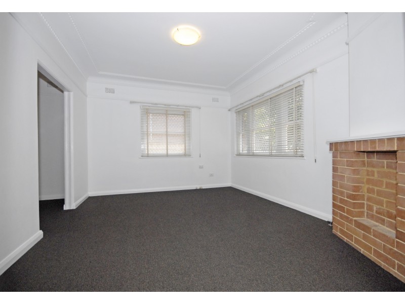 64 ESSEX STREET, Epping NSW 2121