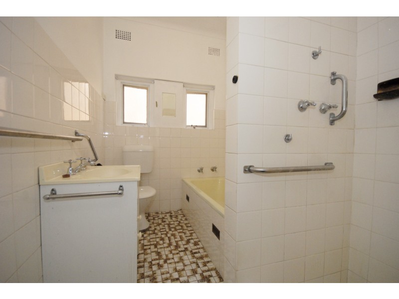 64 ESSEX STREET, Epping NSW 2121