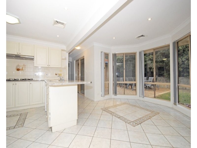 6 Cornwall Place, Bella Vista NSW 2153