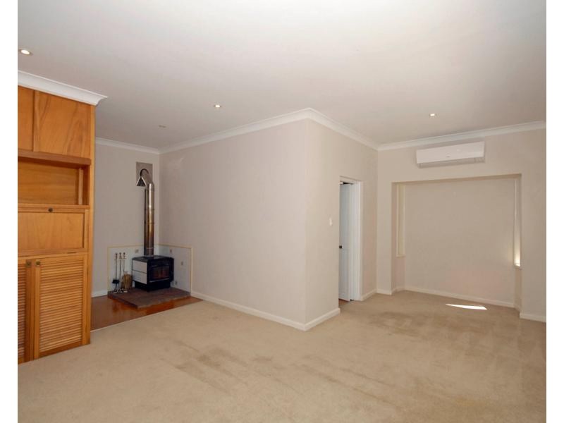 35 Cecil Street, Denistone East NSW 2112